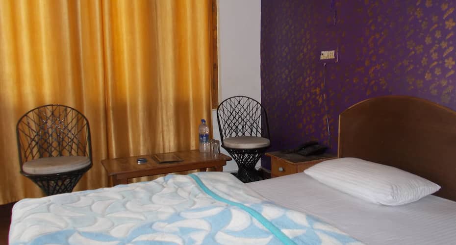 Hotel Cafetaria Roof, Kinnaur 5